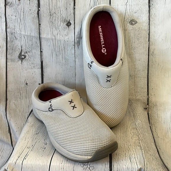 Merrell Shoes - Merrell women’s encore breeze mules